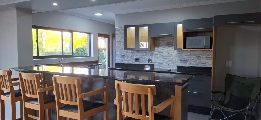 4 Bedroom Property for Sale in Beacon Bay Eastern Cape